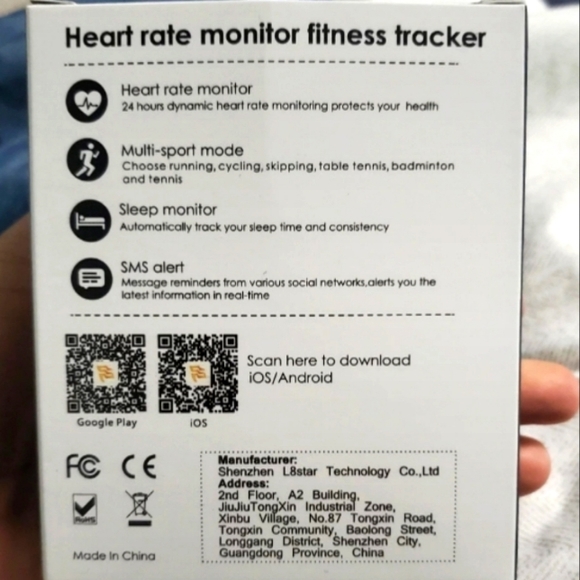 (F) Unisex Brand New Fitness Tracker - Picture 3 of 8